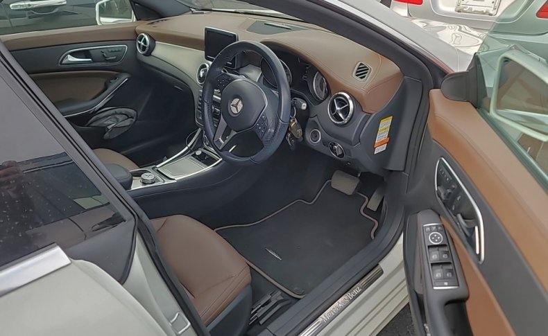 MERCEDES BENZ CLA CLA180 2014