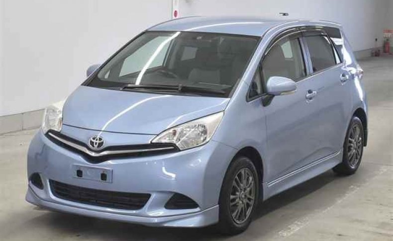 TOYOTA RACTIS  2010