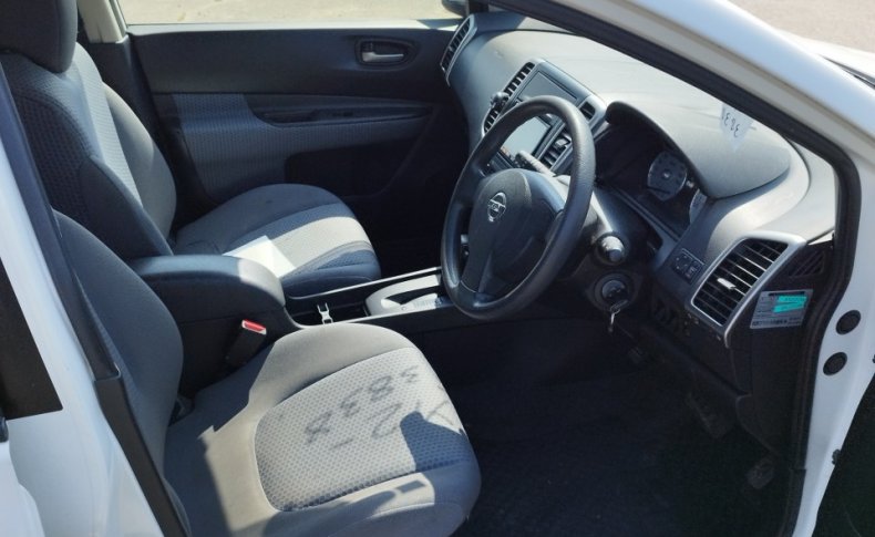 NISSAN WINGROAD 15S 2012