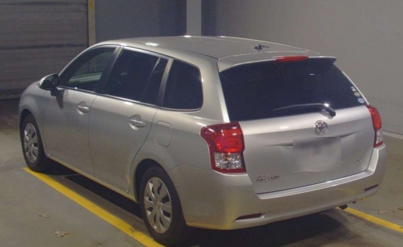 TOYOTA COROLLA FIELDER 1.5G 2014