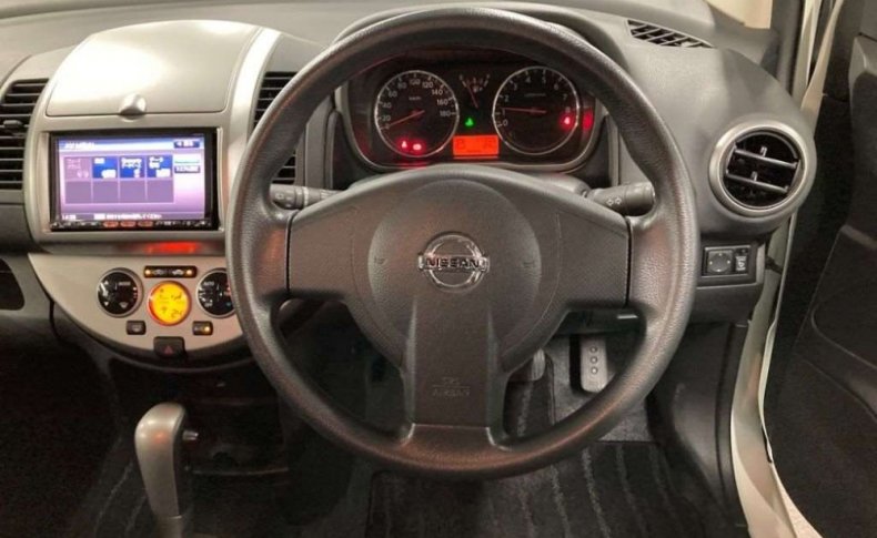 NISSAN NOTE 15G 2009