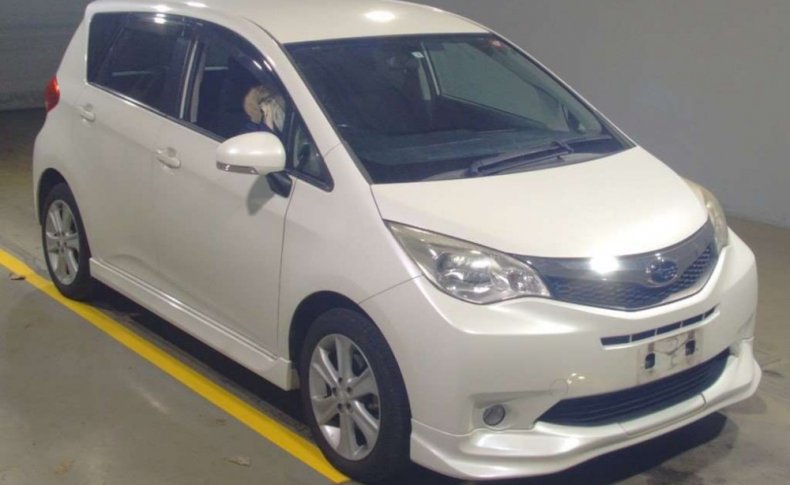 SUBARU TREZIA 1.5i-S 4WD 2011