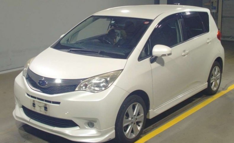 SUBARU TREZIA 1.5i-S 4WD 2011