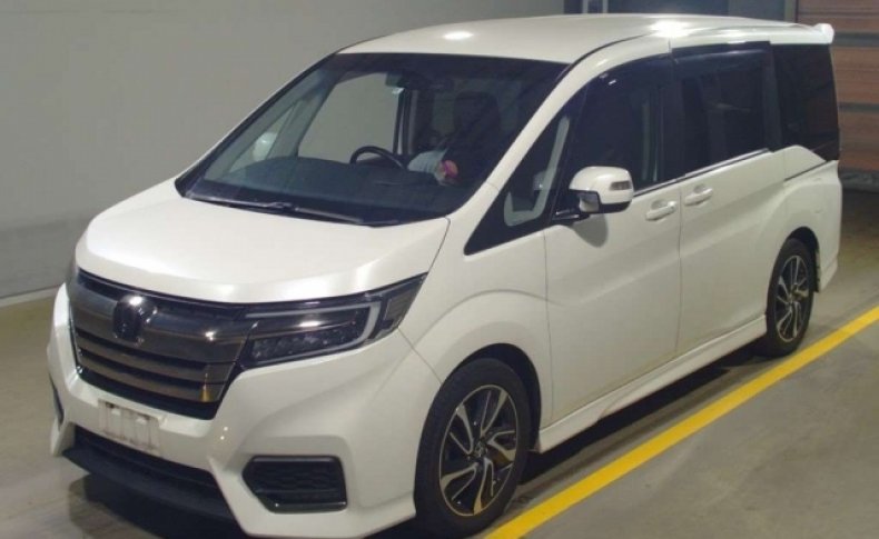 HONDA STEPWGN COOL SPIRIT HONDA SENSING 2018