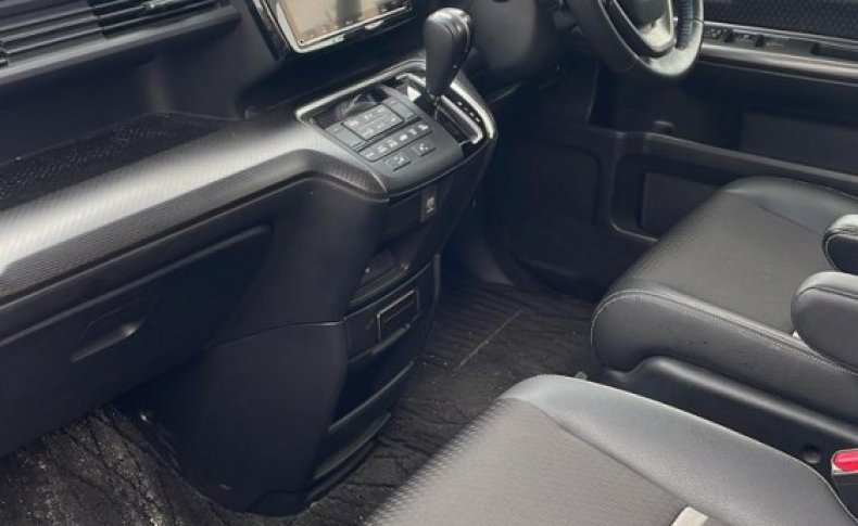 HONDA STEPWGN COOL SPIRIT HONDA SENSING 2018