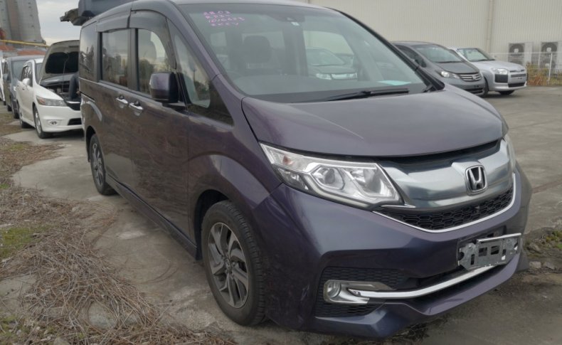 HONDA STEPWGN 7seats 2015