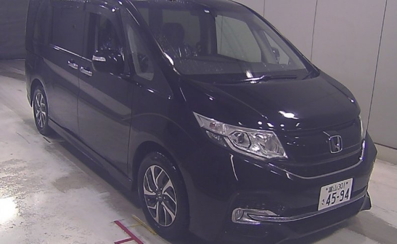 HONDA STEPWGN 8seats 2015