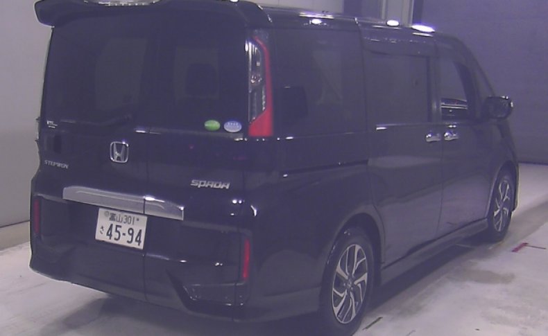HONDA STEPWGN 8seats 2015