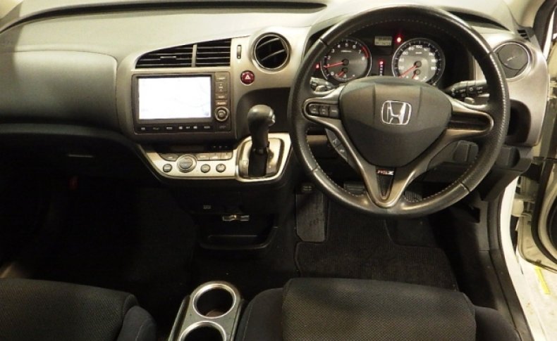HONDA STREAM RSZ HDD Navi Edition 2008