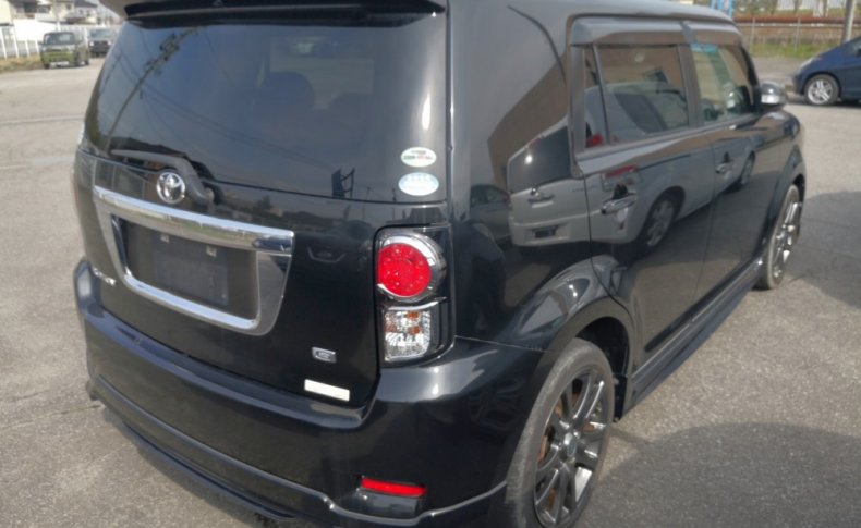 TOYOTA COROLLA RUMION  2010
