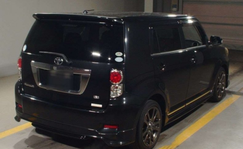 TOYOTA COROLLA RUMION  2010