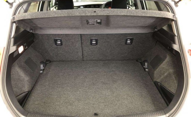 TOYOTA AURIS 150X S Package 2013