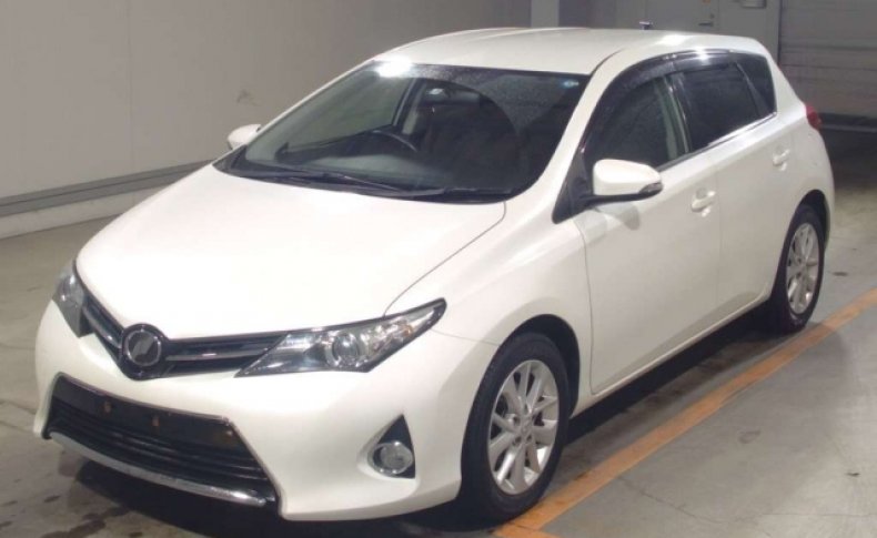 TOYOTA AURIS 150X S Package 2013