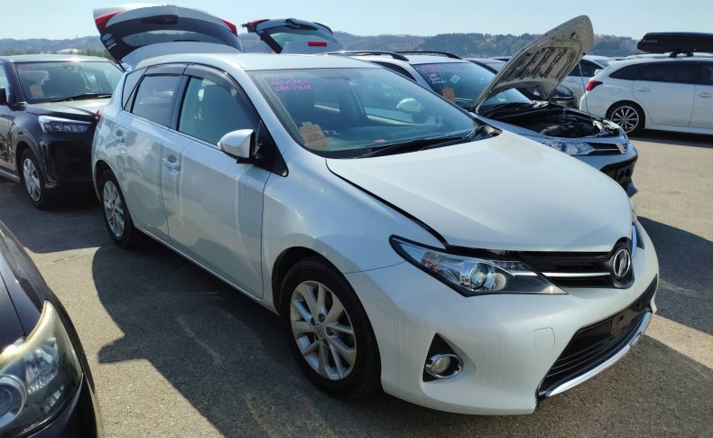 TOYOTA AURIS 150X S Package 2013