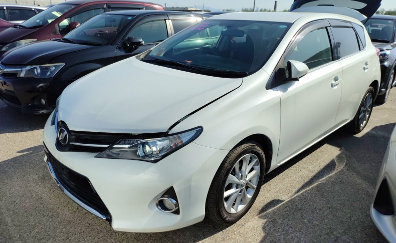 TOYOTA AURIS 150X S Package 2013