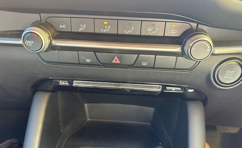 MAZDA MAZDA 3 15C 2019