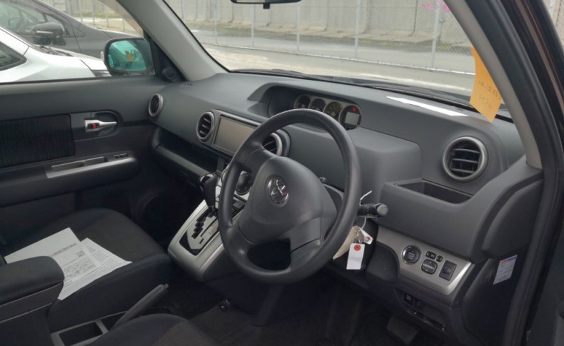 TOYOTA COROLLA RUMION 1.5 2012