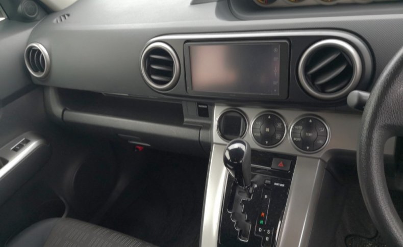 TOYOTA COROLLA RUMION 1.5 2012