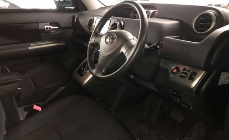 TOYOTA COROLLA RUMION 1.5 2012