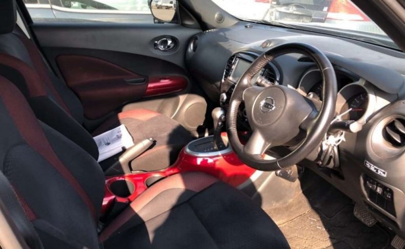 NISSAN JUKE 15RX 2010