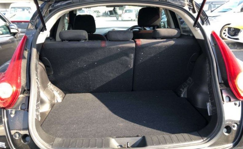 NISSAN JUKE 15RX 2010
