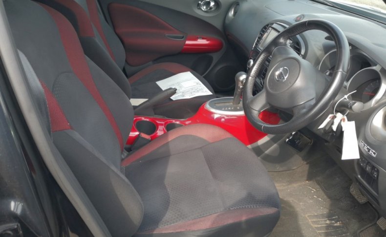NISSAN JUKE 15RX 2010