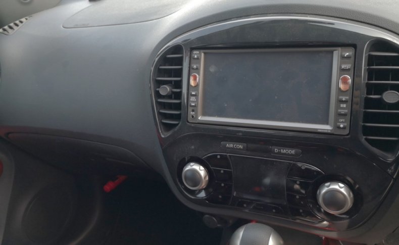 NISSAN JUKE 15RX 2010