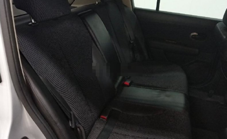 NISSAN TIIDA  2011