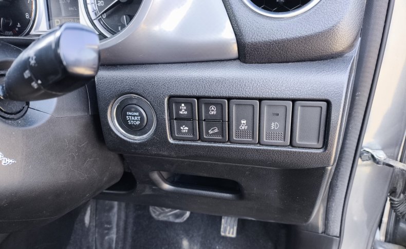 SUZUKI ESCUDO 4WD 2015