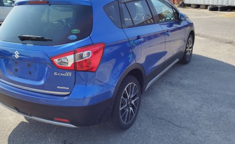 SUZUKI SX-4 S-CROSS 2015