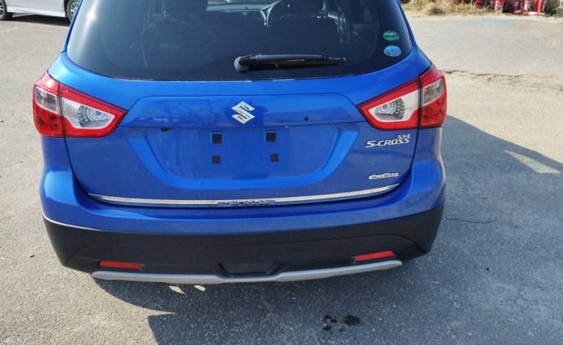 SUZUKI SX-4 S-CROSS 2015
