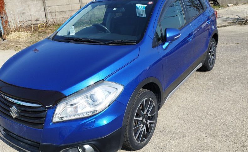 SUZUKI SX-4 S-CROSS 2015