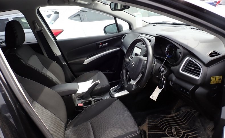 SUZUKI SX-4 S-CROSS 2015