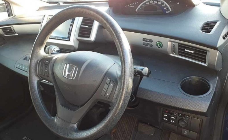 HONDA FREED G Premium Edition 2015