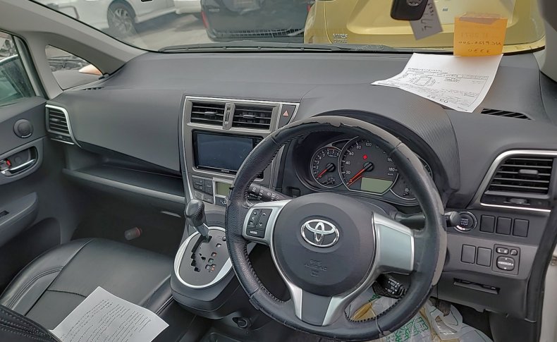 TOYOTA RACTIS G 2010