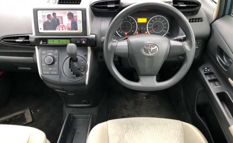 TOYOTA WISH 1.8 X 2009