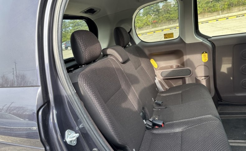 TOYOTA SPADE F 2013