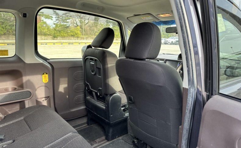 TOYOTA SPADE F 2013