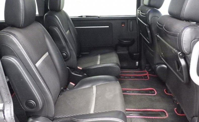 HONDA STEPWGN COOL SPIRIT 7 SEATS 2016