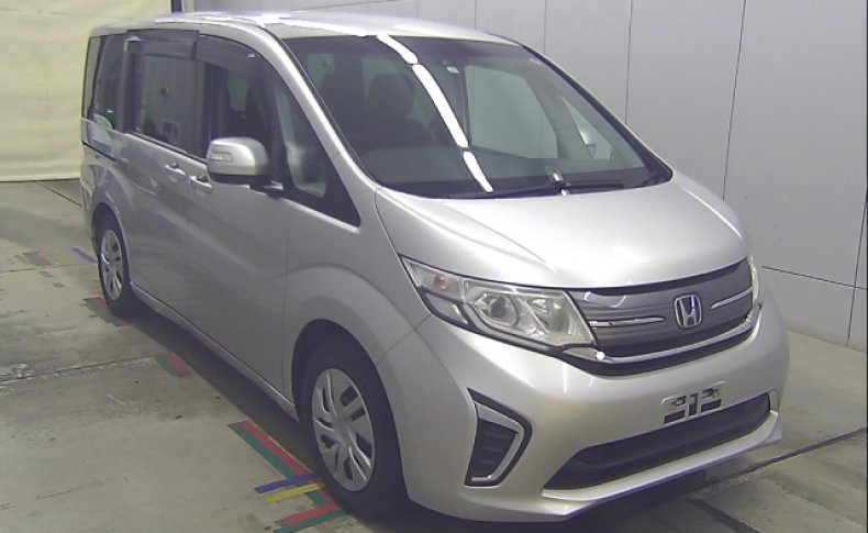 HONDA STEPWGN G 7seats 2015