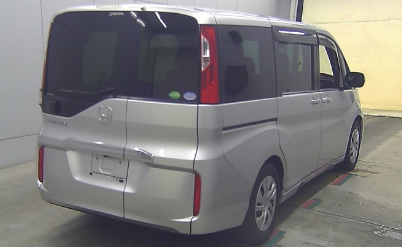 HONDA STEPWGN G 7seats 2015
