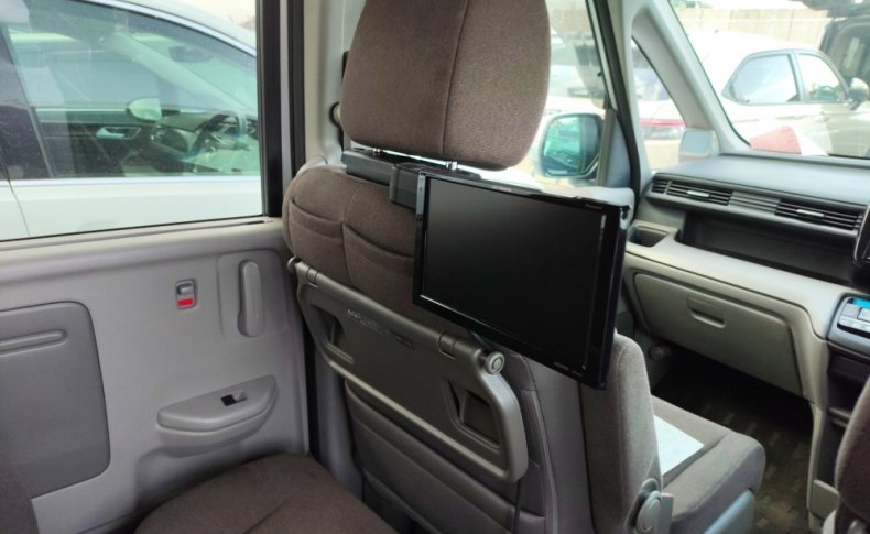 HONDA STEPWGN G 7seats 2015