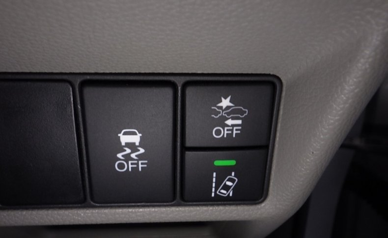 HONDA STEPWGN G 7seats 2015