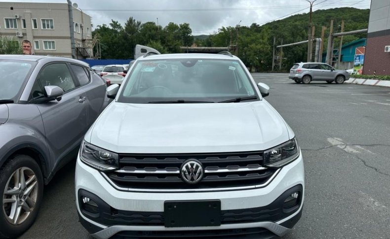 VOLKSWAGEN T-CROSS TSI 1st 2020