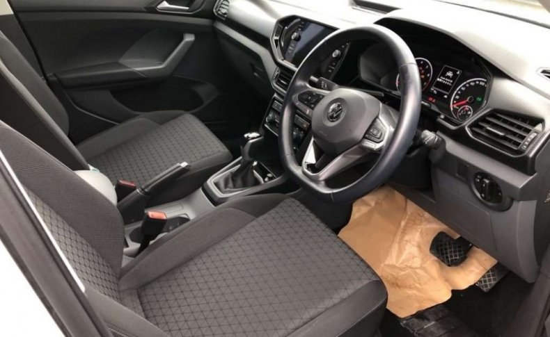 VOLKSWAGEN T-CROSS TSI 1st 2020