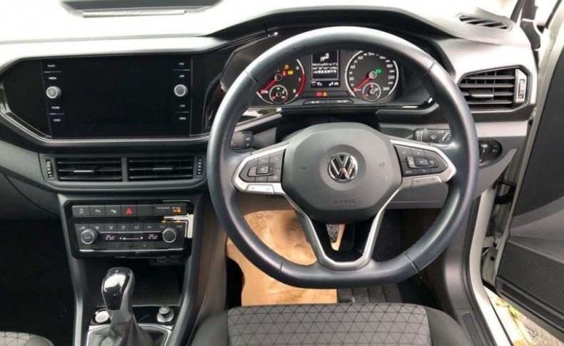 VOLKSWAGEN T-CROSS TSI 1st 2020