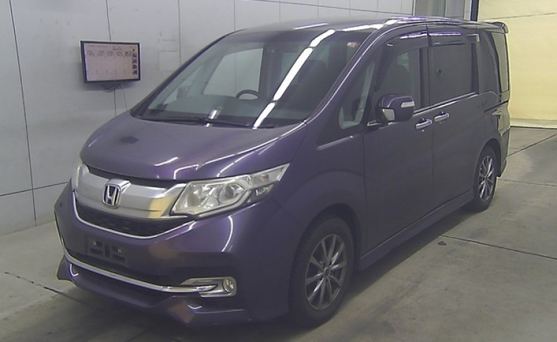 HONDA STEPWGN 8seats 2015