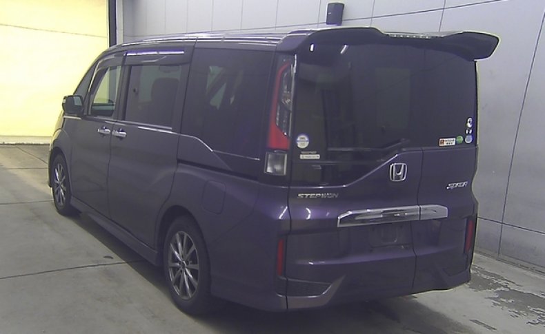 HONDA STEPWGN 8seats 2015