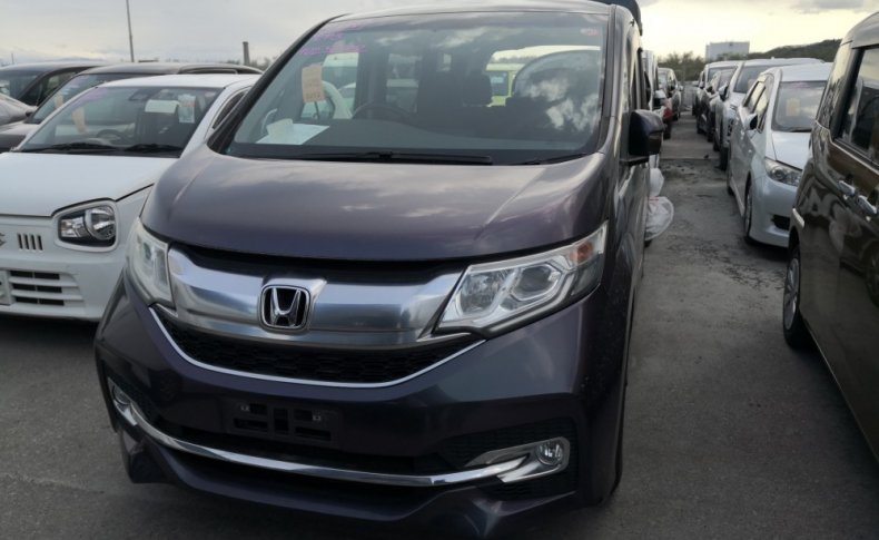 HONDA STEPWGN 8seats 2015