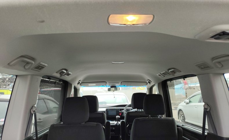HONDA STEPWGN 7 seats 2015